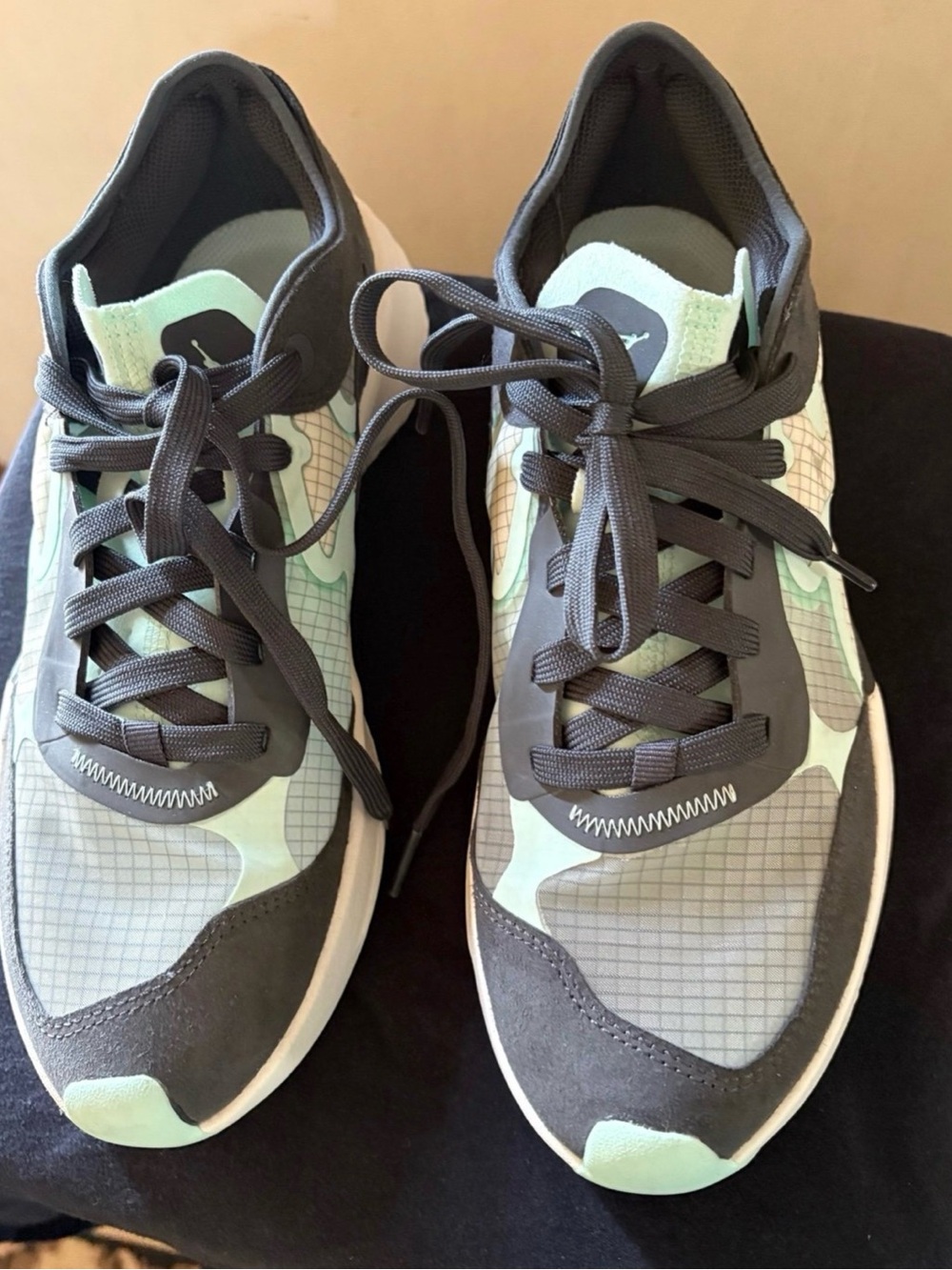 Nike Formula 23 Casual Sneakers in Mint and Gray